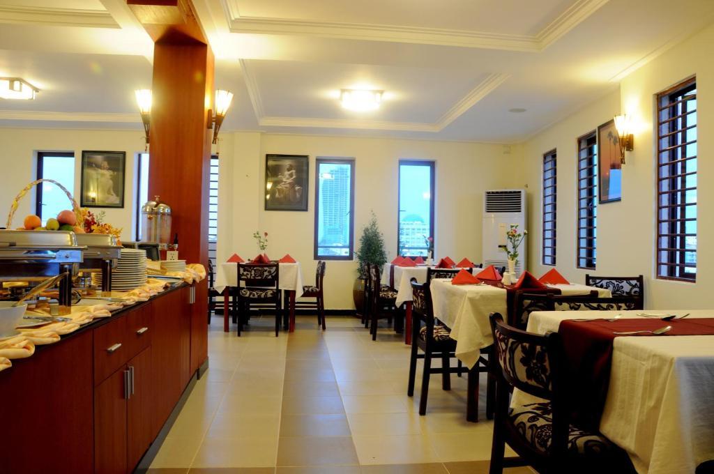 V N E Hotel Phnom Penh Exteriör bild