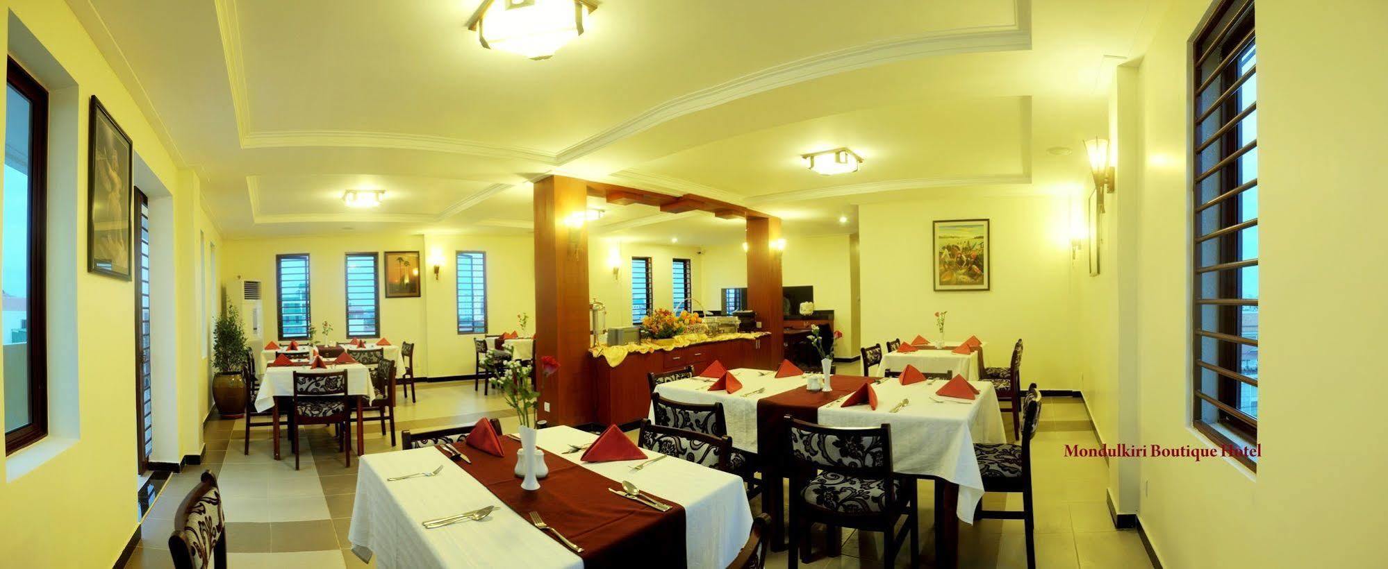 V N E Hotel Phnom Penh Exteriör bild
