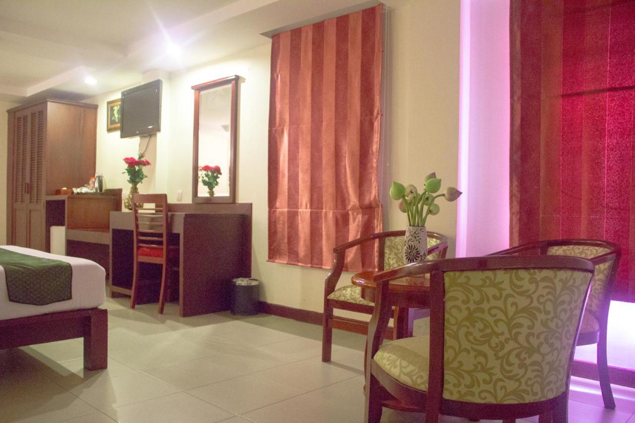 V N E Hotel Phnom Penh Exteriör bild